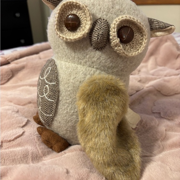 Hobby Lobby Textured Owl Decor - Cream and Brown - Picture 2 of 7